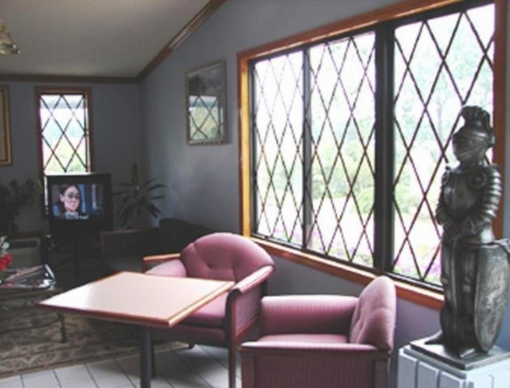  King Room with One King Bed - Smoking